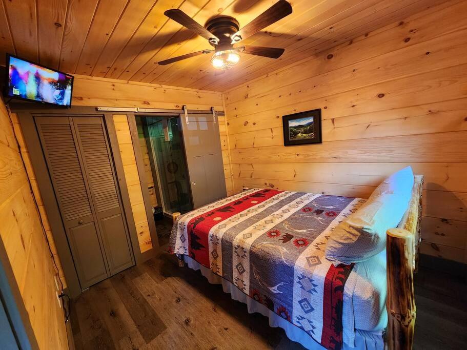 Dancing Bear Cabin- Relax & Enjoy! Сивиървил Екстериор снимка